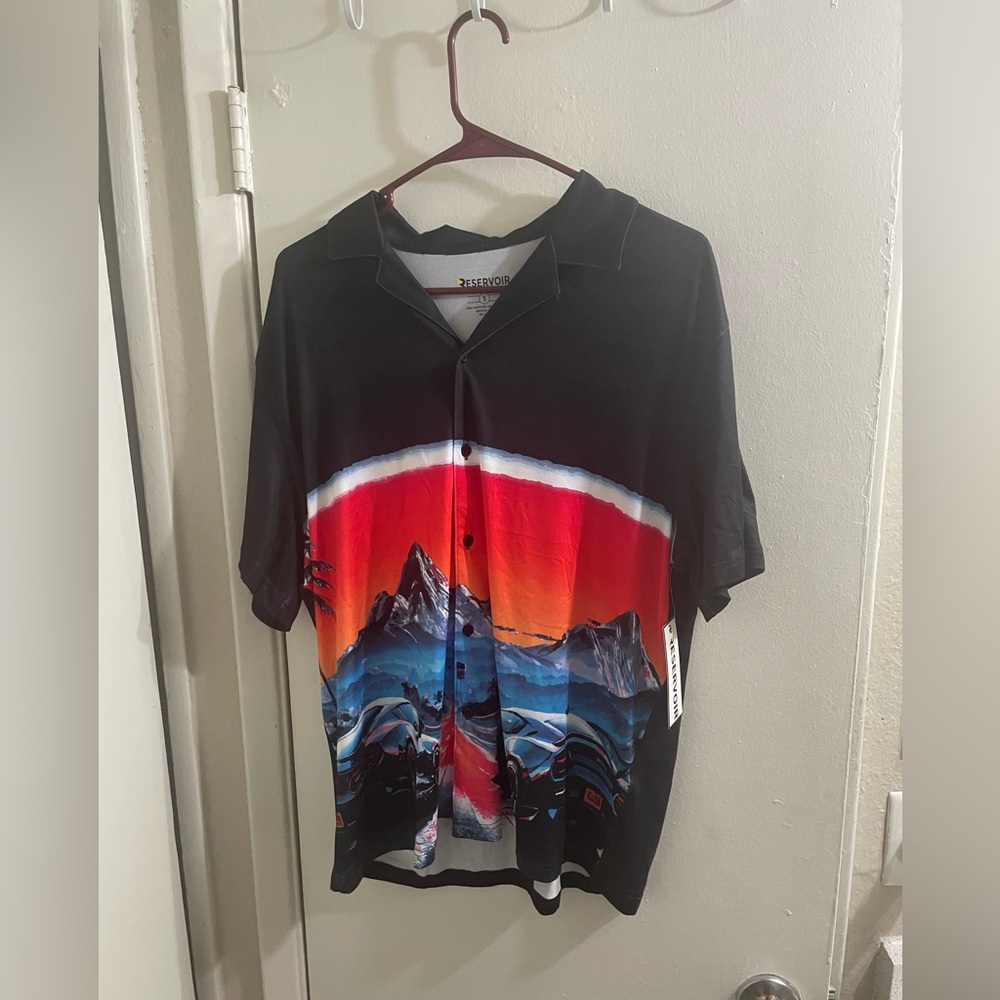 Reservoir Black and Red Mountain Print Shirt Button Casual NWT Mens Size Small